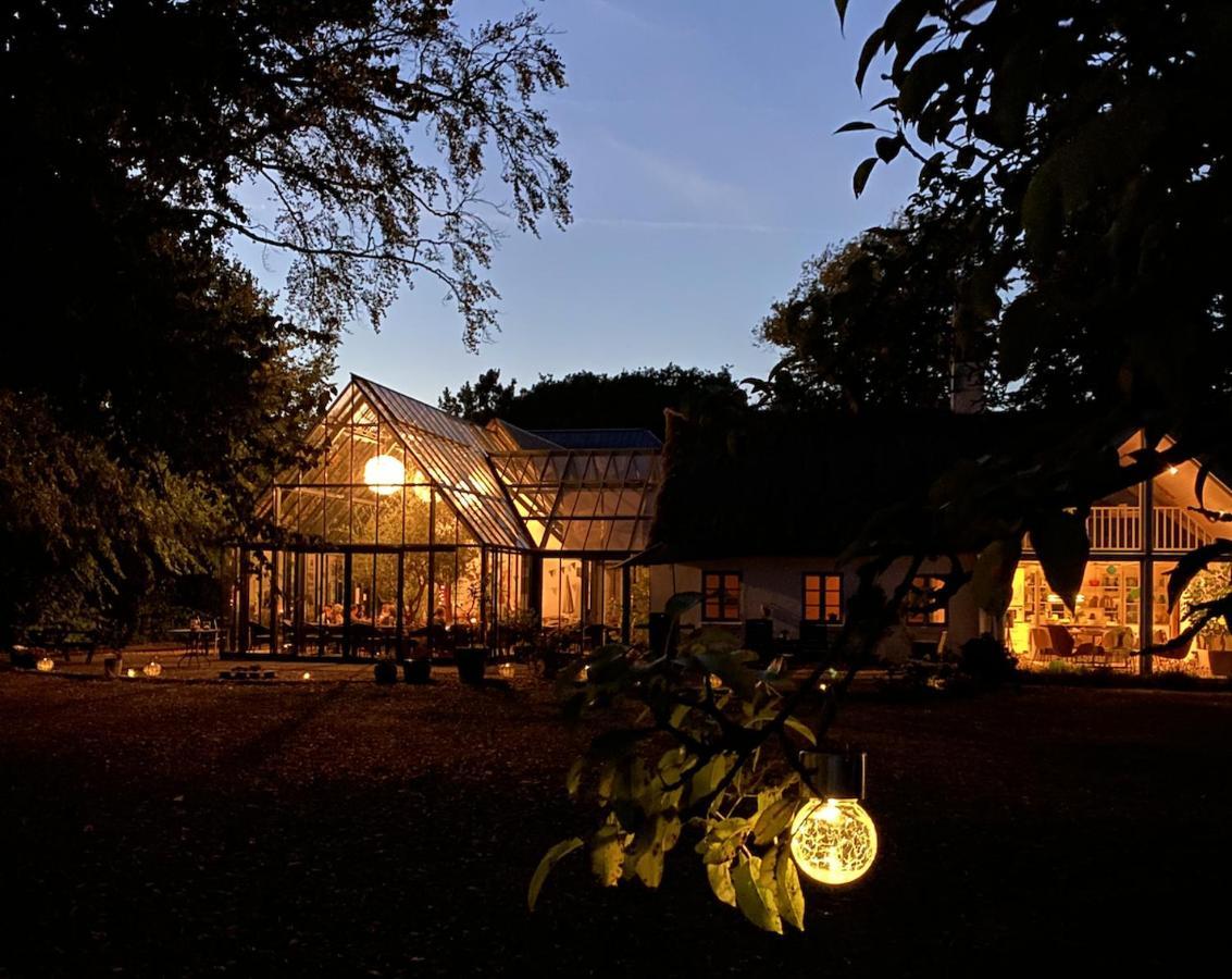 Ostergard Kultur B&B Laeso エクステリア 写真